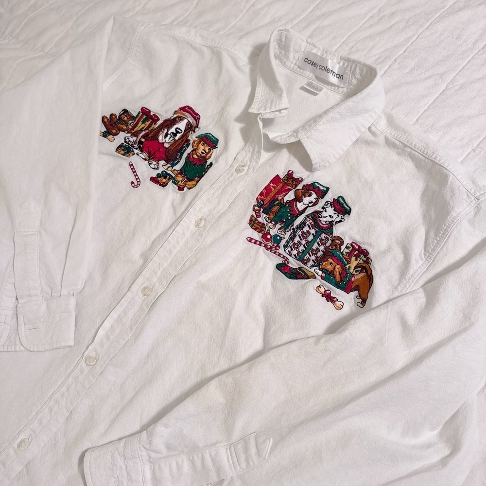 Casey Coleman Embroidered Christmas Dog Shirt White Long Sleeve Vintage